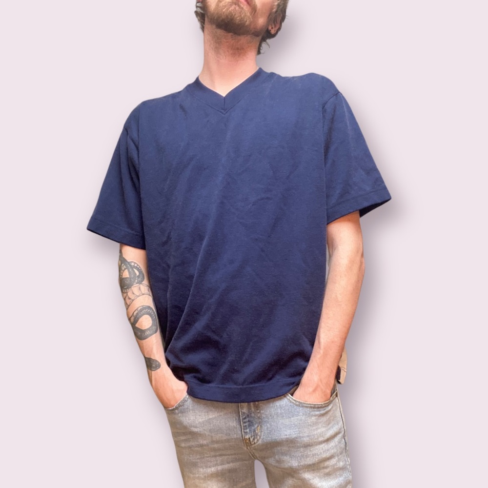 Vintage 90s dark blue Gap v neck shirt